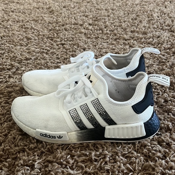 🖤✨ADIDAS NMD SNEAKERS✨🖤 - Picture 6 of 11